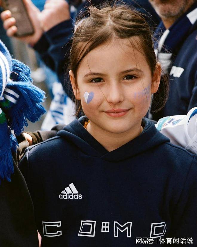 科莫成意甲新贵！小法变身魔法教父 夏窗壕购重塑伦巴第大区格局