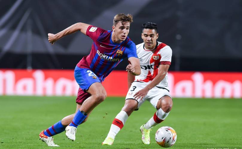 西甲周六030保级生死战！奥萨苏纳主场残阵续命，阿拉维斯客场回暖抢分反超